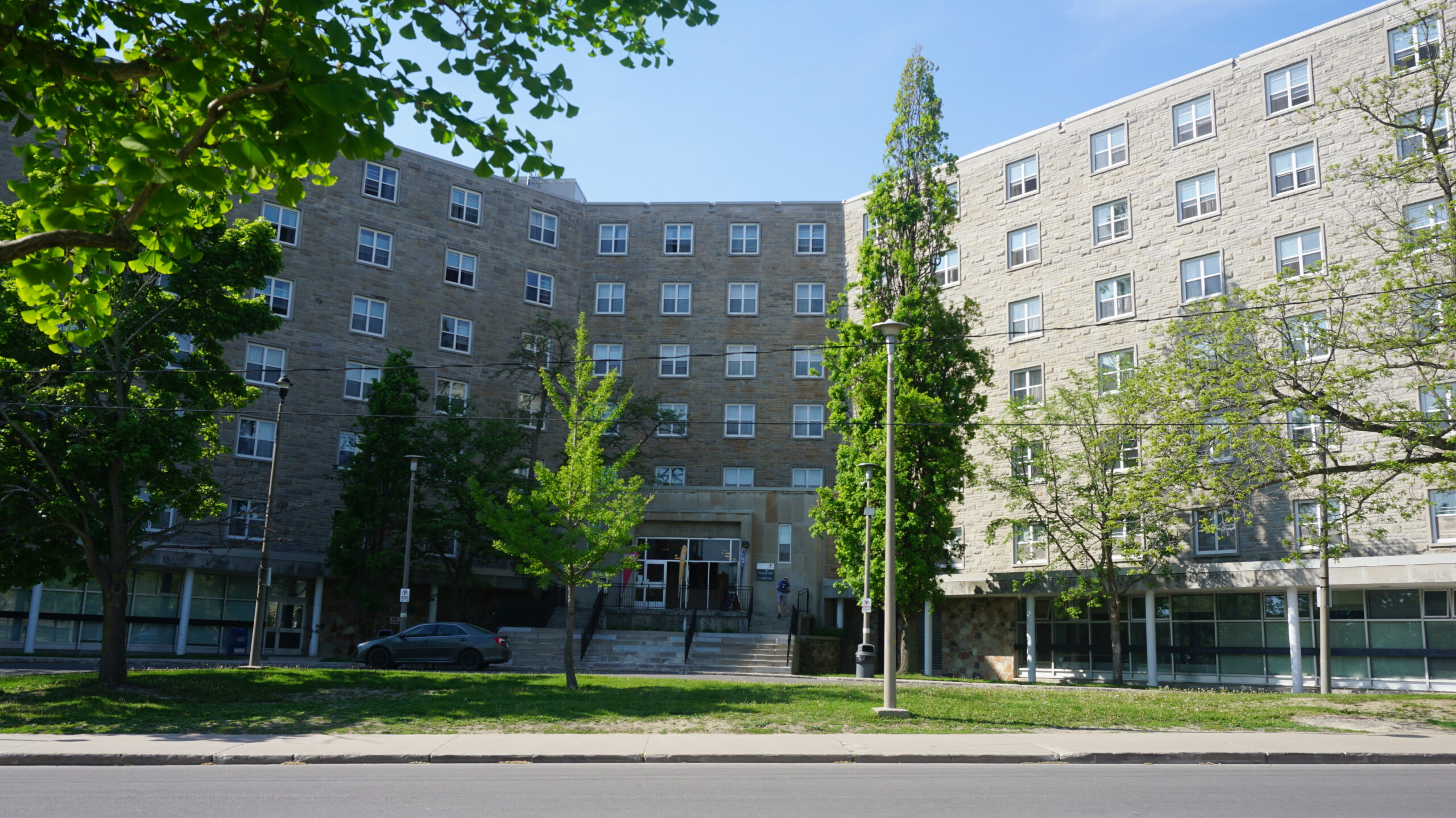 Queen's to raise cost of loft double rooms by over 25